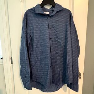 EUC Calvin Klein Blue Men’s Button Down Dress Shirt 17 34/35, XL